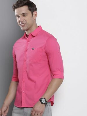 pink shirt